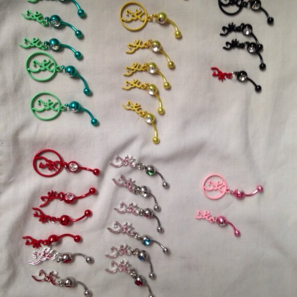 Red Titanium Browning Dangle Belly Ring - Picture 3 of 6